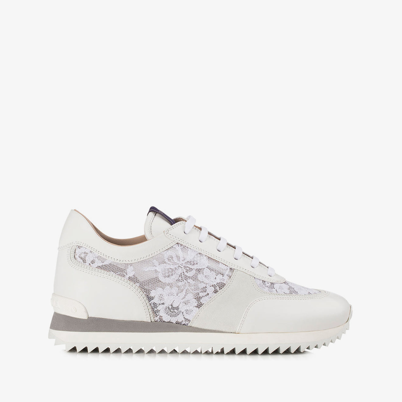 CLAIRE RUNNING | LE SILLA 