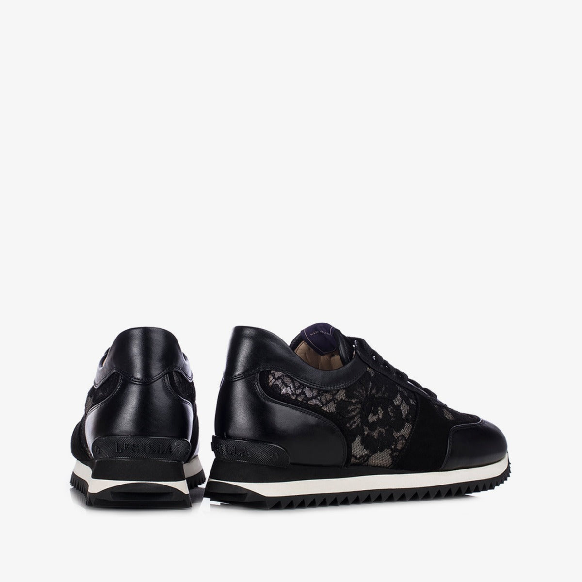 CLAIRE RUNNING | LE SILLA 