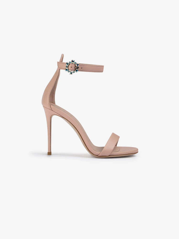 Alt Missing | Le Silla Outlet