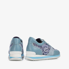 CLAIRE RUNNING | LE SILLA 
