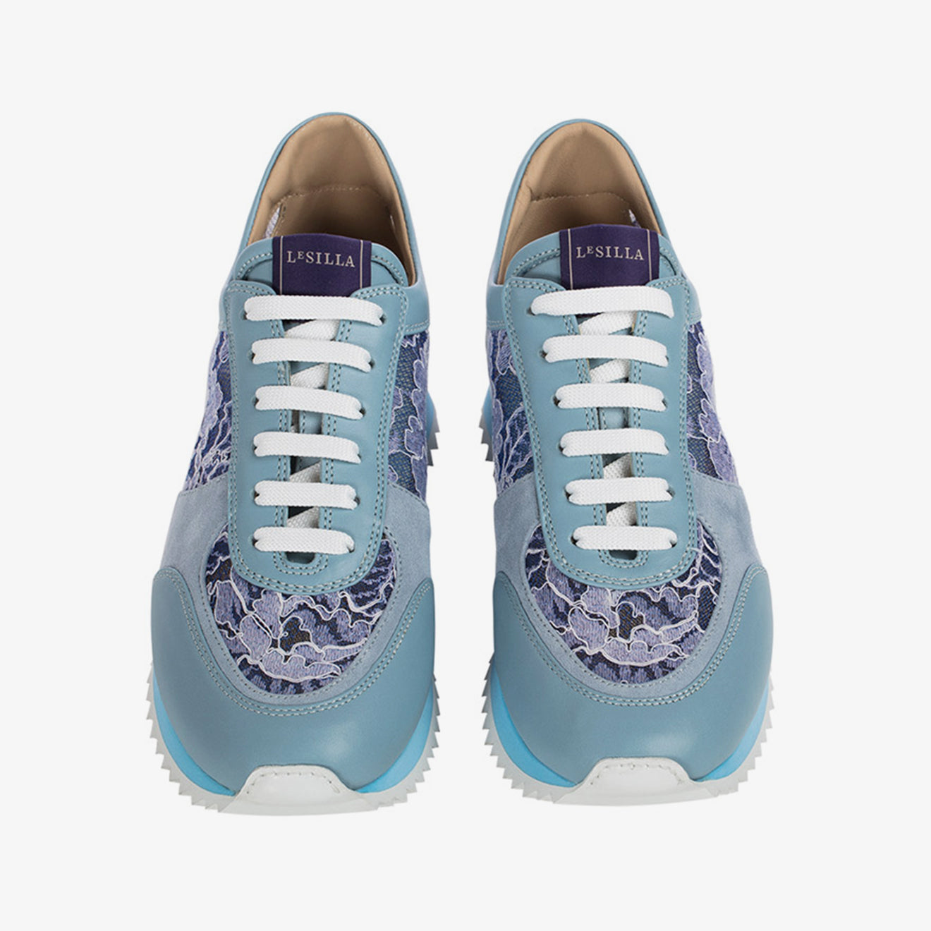 CLAIRE RUNNING | LE SILLA 