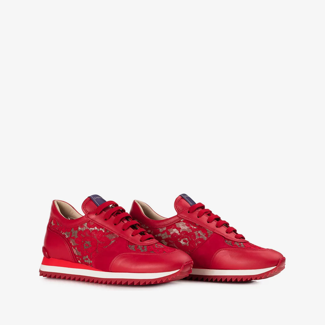 CLAIRE RUNNING | LE SILLA 