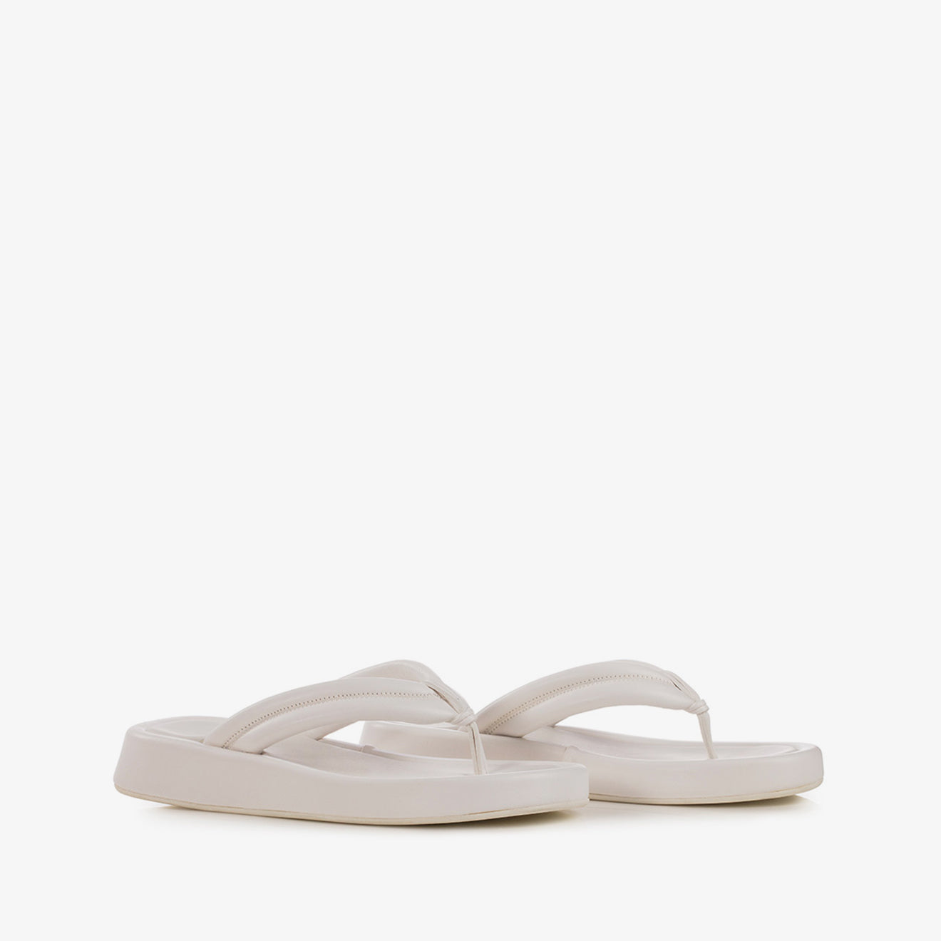 MIKA SLIPPER